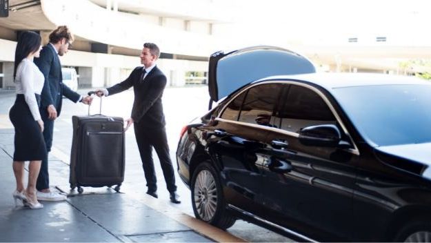 Airport car rental Service